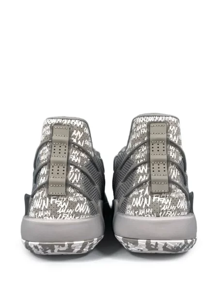 Křišťálové plátěné běžecké tenisky Adidas UltraBoost bílé