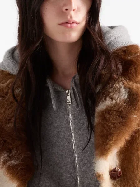 Top Prada gri