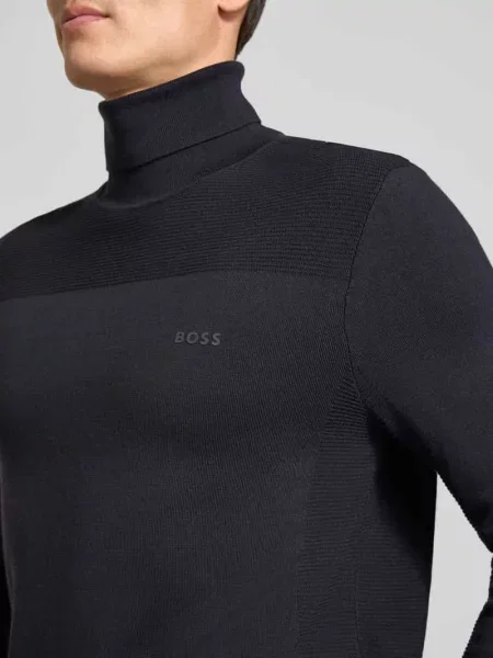 Sweter z golfem w kroju regular fit z mieszanki wełny Boss Green granatowy
