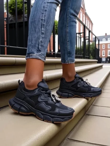 Sneakerși Resti negru