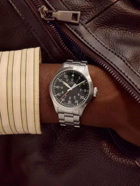 Ceas Timex negru