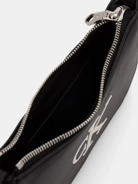 Calvin Klein Válltáska / fehér fekete