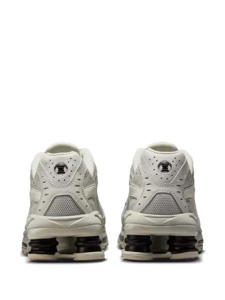 Sneakerși Nike maro