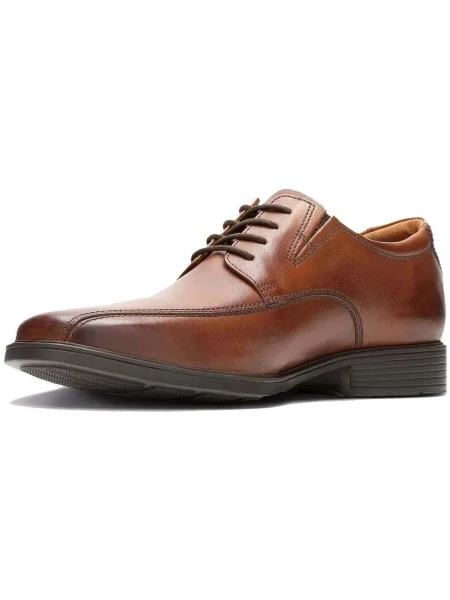 Pantofi Clarks maro