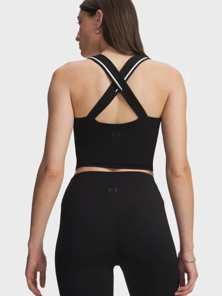 Топ Under Armour черный