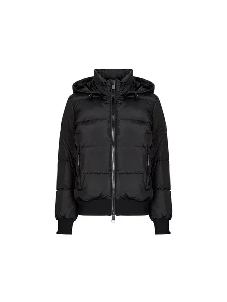 Puhovka Armani Exchange črna