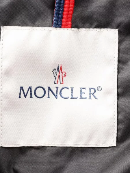 Geacă cu puf Moncler negru
