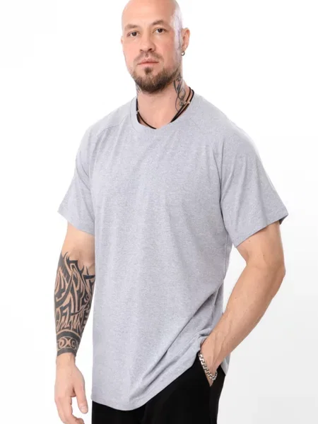 Футболка носи своє серая