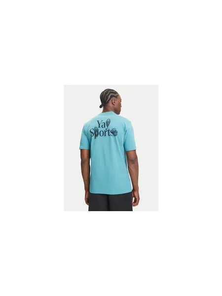Adidas Póló Yay Sports Verbiage Graphic Türkizkék Regular Fit
