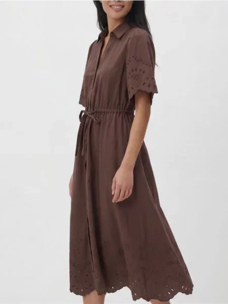 Reserved Rochie din cu inserții din broderie englezească maro-închis maro