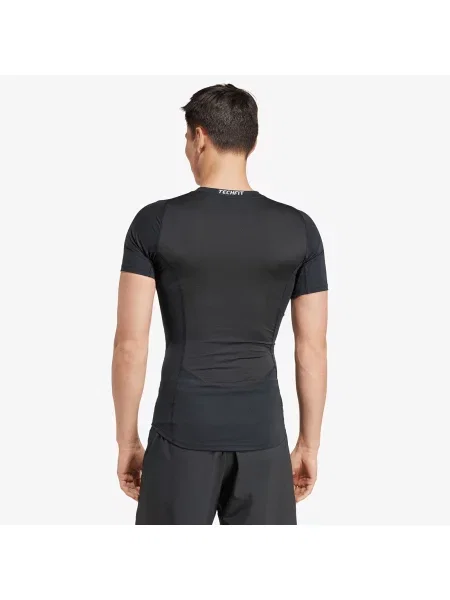 Adidas Performance t-shirt treningowy Techfit gładki czarny