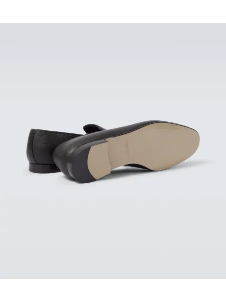 Pantofi loafer Manolo Blahnik din piele negru