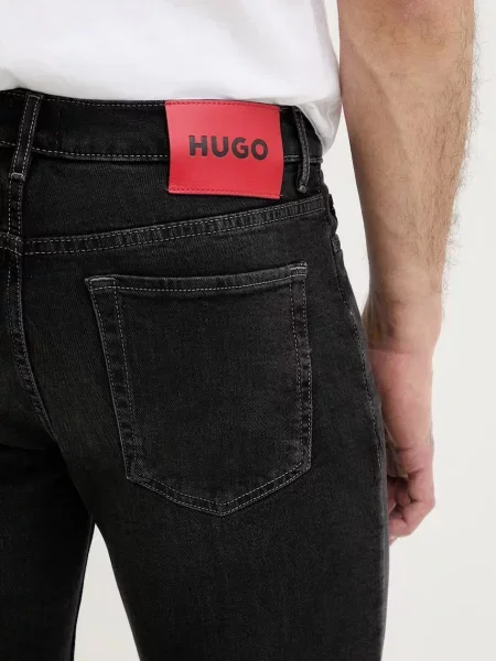 Джинсовые шорты Hugo