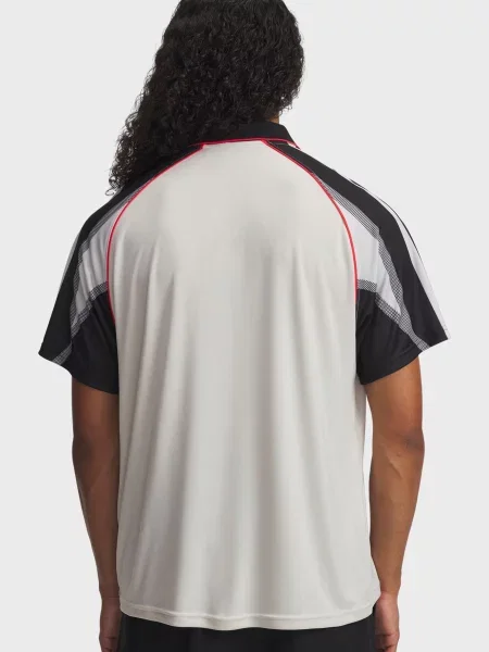 Спортивна футболка Under Armour з джерсі біла