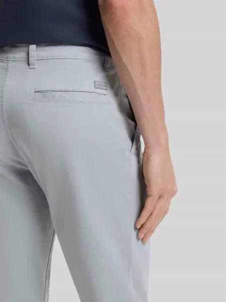 Chinos o kroju regular fit z mieszanki bawełny Boss Orange