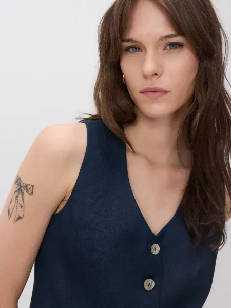 Reserved Лляна жилетка темно-синій синій