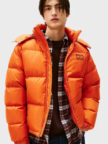Джинсовая куртка Tommy Jeans оранжевая