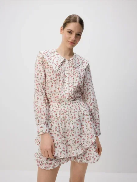 Reserved Шорти з оборками пастельний рожевий