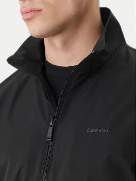 Calvin Klein Széldzseki fekete
