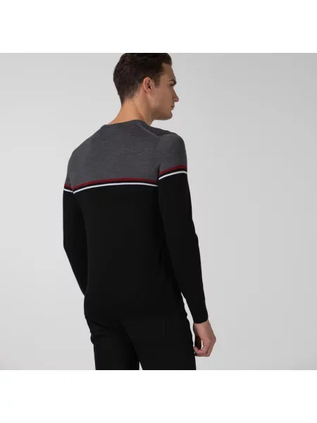 Свитер Lacoste черный