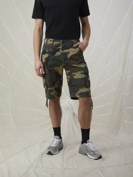 Alpha Industries Шорти карго зелений