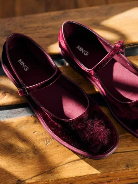 Baleriny z aksamitu z klamrą burgund Teen 38 MANGO TEEN