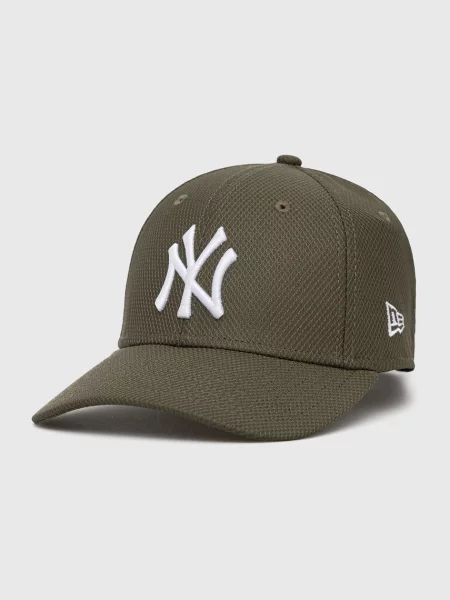 Шапка New Era с апликация зелено