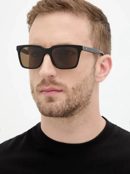 Слънчеви очила Emporio Armani мъжки черно