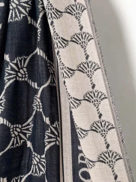 Joop! eleganten šal z viskozo modra