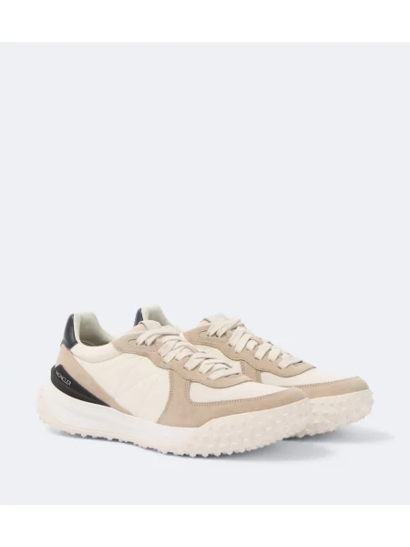 Matlasat sneakerși Moncler din piele de căprioară alb
