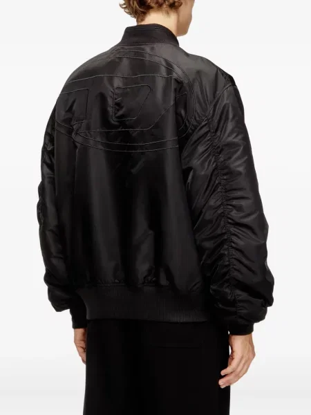 Яке Diesel черно