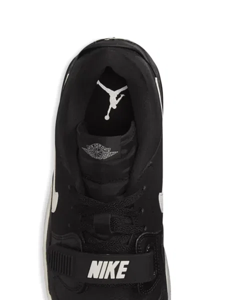 Sneakers Jordan μαύρο