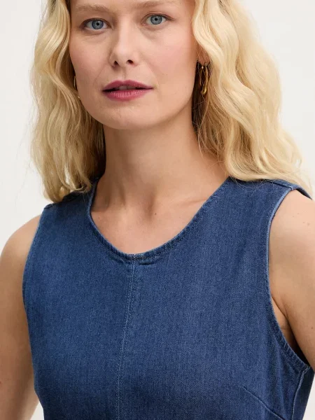 Джинсовое платье Guess