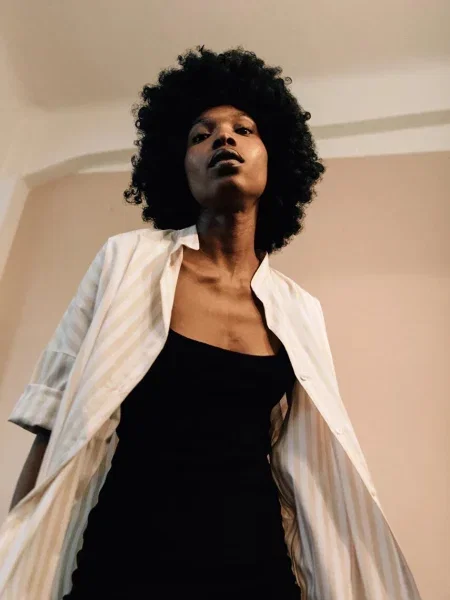 MUUV. sukienka mini oversize beżowy