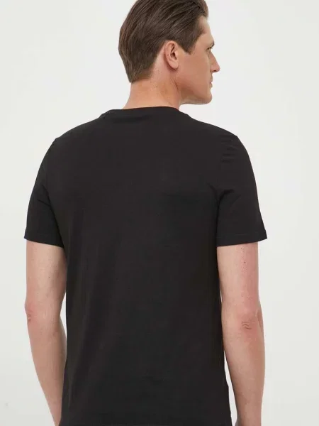 Tričko Guess s aplikací černá