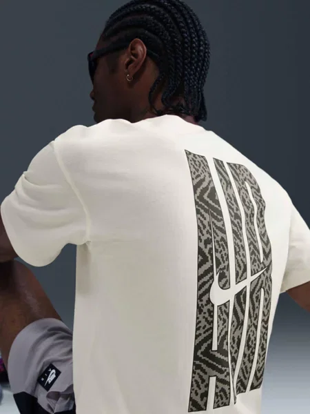 Футболка Nike белая