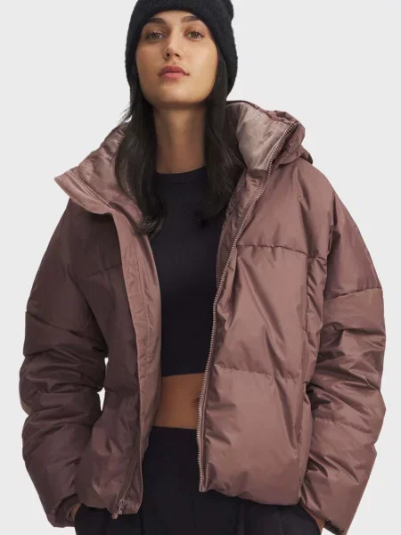 Пуховик Under Armour бежевий