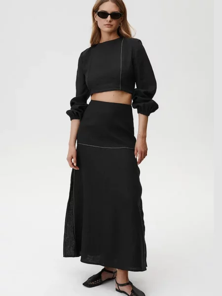 Undress Code bluzka lniana Selene Shirt gładka czarny