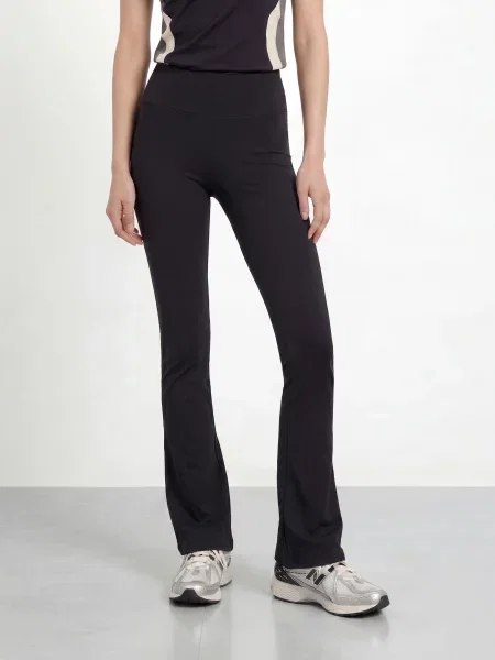 Emporio Armani Legíny černá