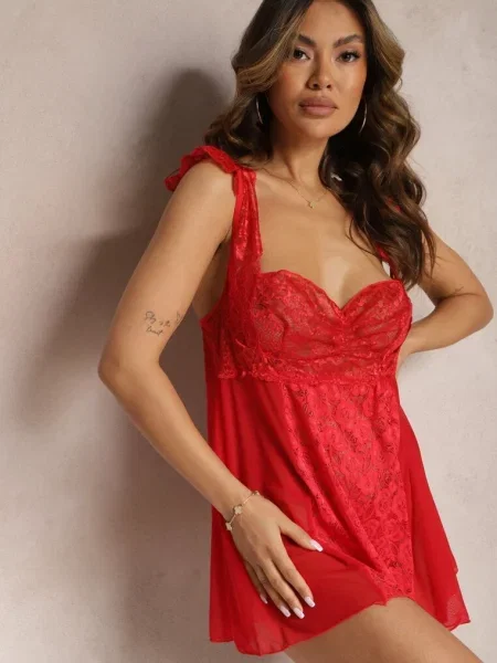 Koronkowa Koszula Nocna Mini z Siateczki ze Stringami w Komplecie Tuala czerwona