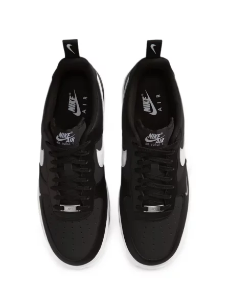 Papuci Nike cu imprimeu geometric negru