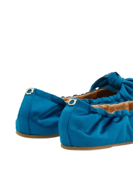 Balerini Ferragamo cu funde albastru