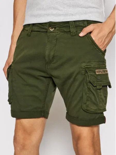 Alpha Industries Шорти з тканини Crew Зелений