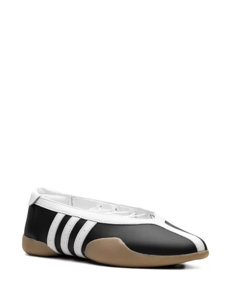 Маратонки Adidas бяло