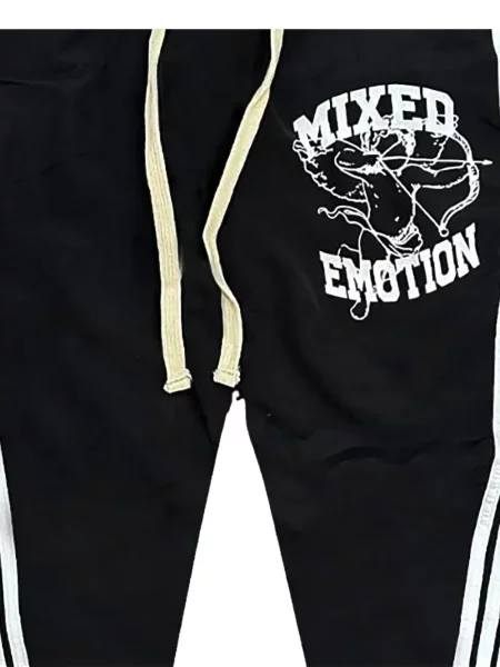 Pantaloni Mixed Emotion cu dungi cu imagine alergare negru