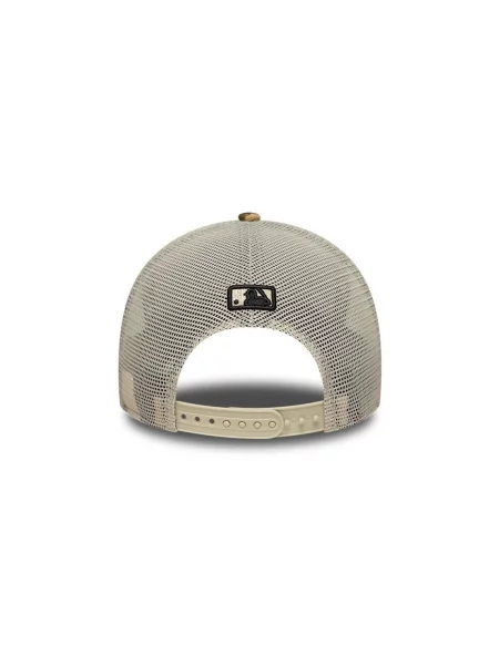 NEW ERA Șapcă New York Yankees maro / maro cappuccino / gri taupe negru