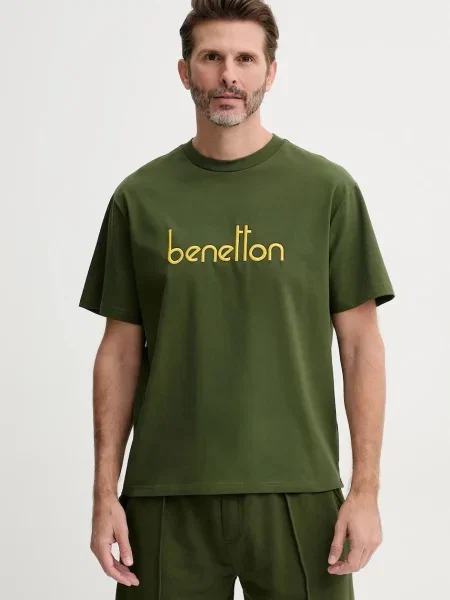 Тениска United Colors of Benetton с апликация жълто