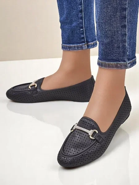 Prolamované loafers Resti černé