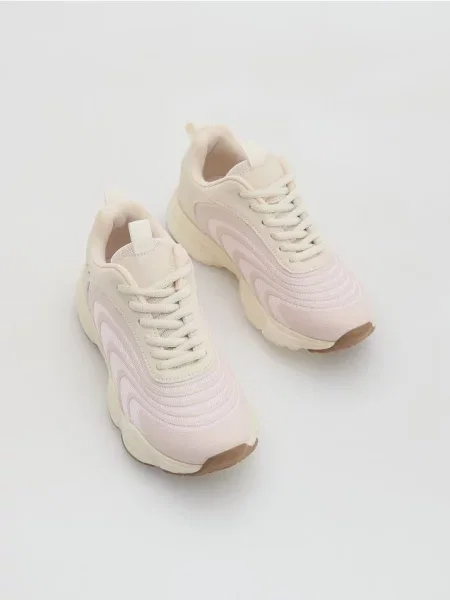 Кроссовки Reserved