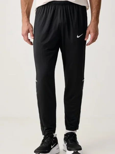 Pantaloni Nike negru